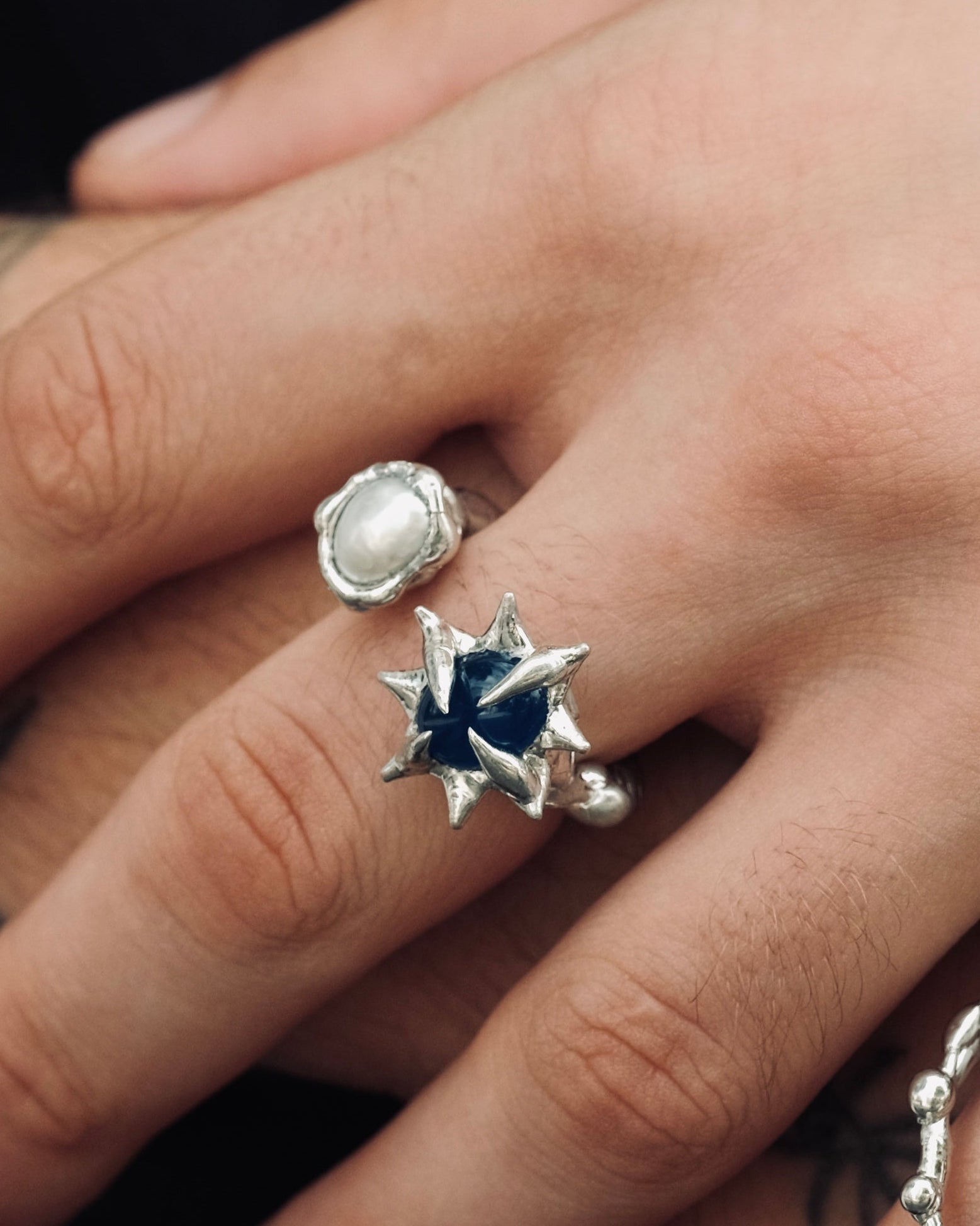 Wuyin Orbit Pearl Ring - Blue