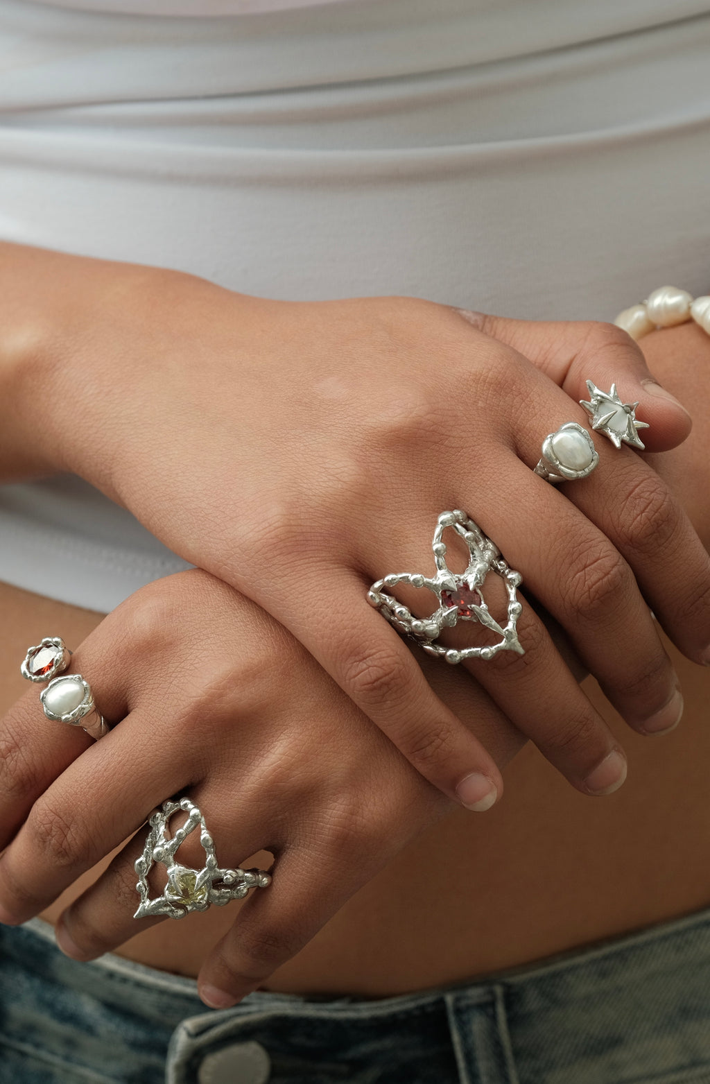 Wuyin Orbit Pearl Ring - White